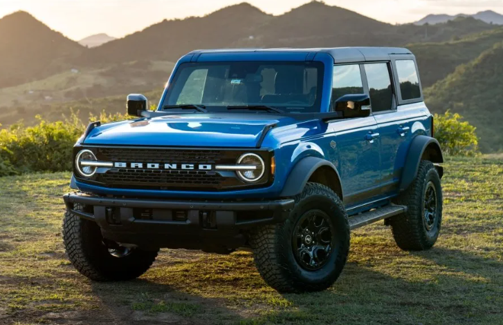 ¡Llega a Colombia la legendaria Ford Bronco Wildtrak 2024!